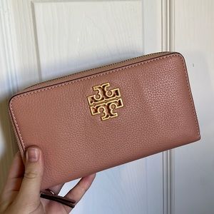 Tory Burch Wallet